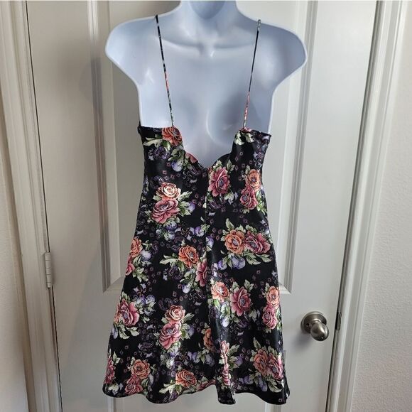 VICTORIA'S SECRET Gold Label  - Picture 7 of 11